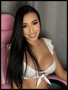 Ariana V 💋🇨🇴 (@arianavargas)