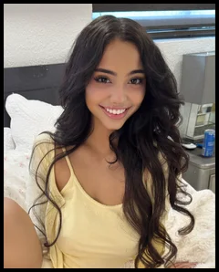 Aria 🌸 (@ariafloress)