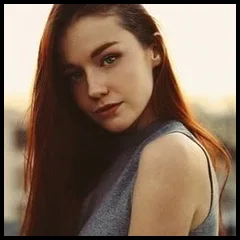 Emily Bloom (@theemilybloom)