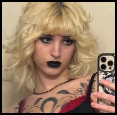 paige.ᐟ (@urpaige)