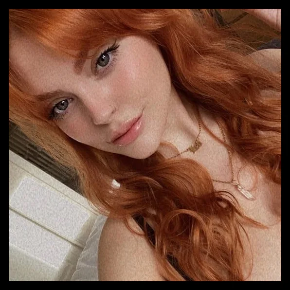 Feya Quinn 🍄 (@bbgumbitchh) photo 2