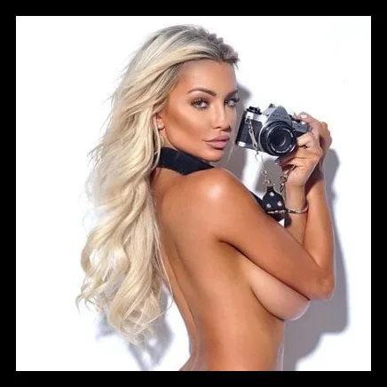 Lindsey Pelas (@lindseypelas) photo 2