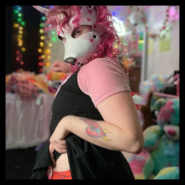 Peach Pwuppy (@peachpwuppy) photo 2