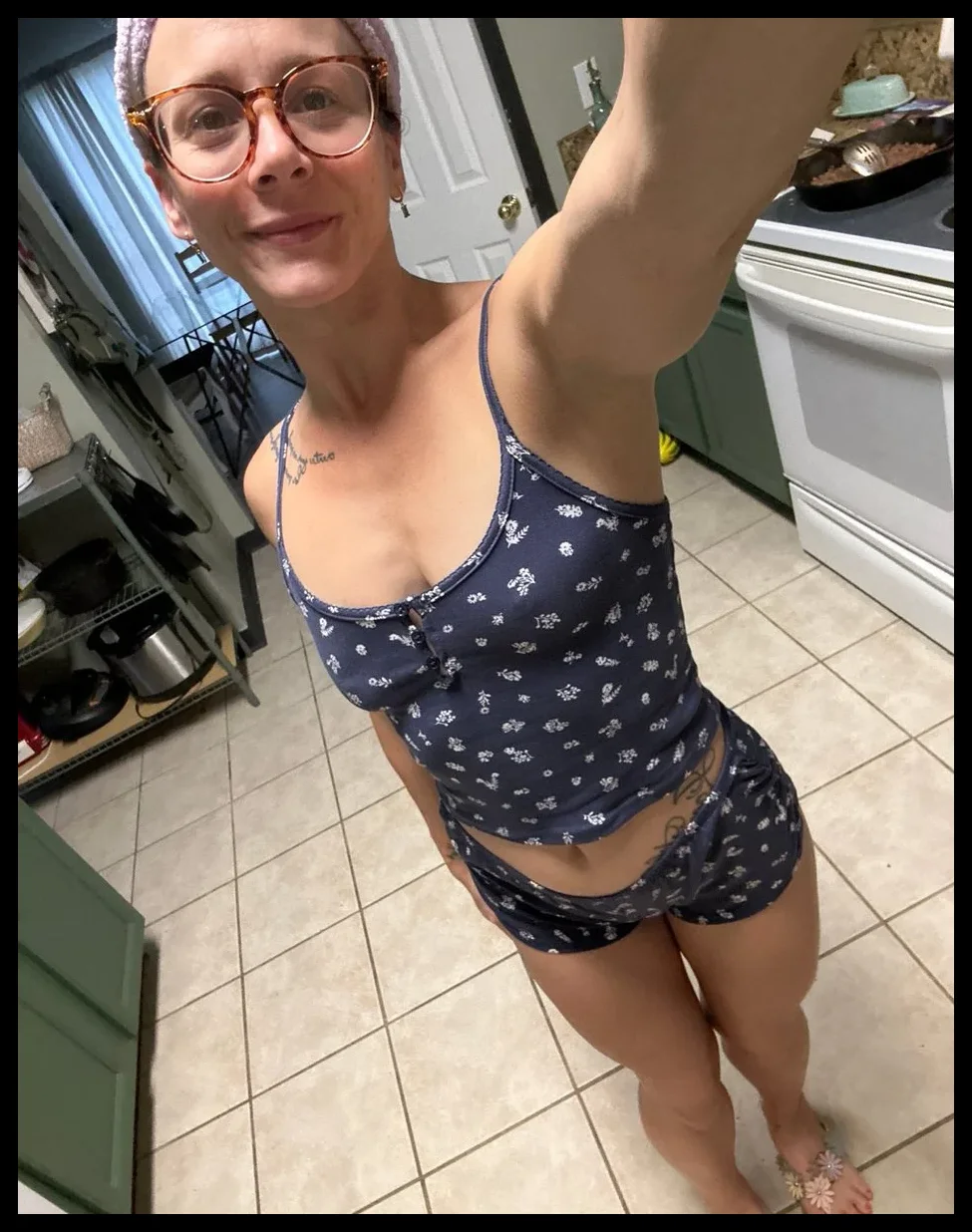 Hotwife Next Door (@xxemberraexx) photo 2