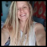Hippie chick (@blondehipchick)