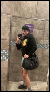 Aaron (@chinoshung)