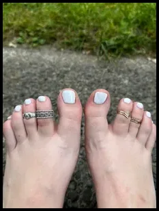 Pearlywhitetoes (@pearlywhitetoes0)