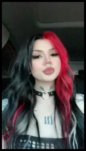 ♡ 𝖑𝖆𝖛𝖊𝖓𝖉𝖊𝖗 ♡ (@lust444lav)