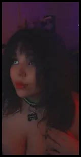 Julie (@queenbish317)