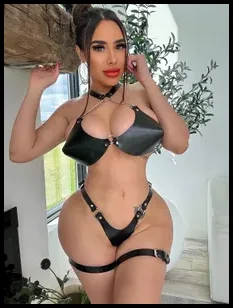Official Debbie Varela (@debvarela)