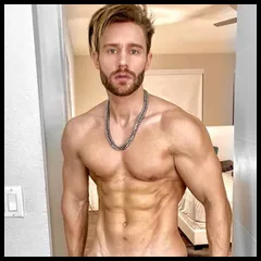 Daddy (@samthundercock)