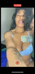 Bleu🦋 (@xxxmissbleu_candiii)