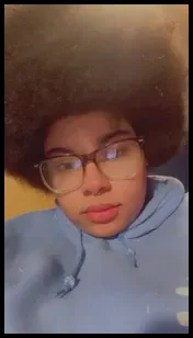 Dee (@deeplayzz)