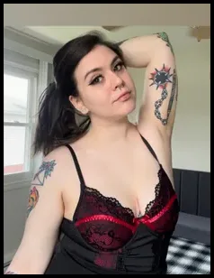 Violet Vennom (@violetvennom)
