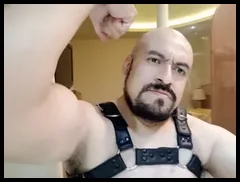 Heriberto Power Bottom (@heribertopowerbottom)