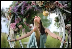 Eurasian Feet (@eurasian_feet)