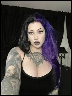 Raven (@ravengriim)