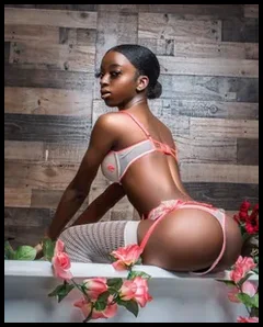 Kae (@kaethebratdoll)
