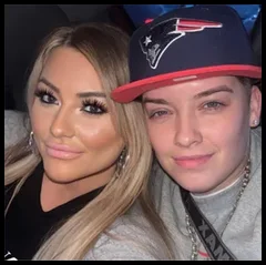 LESBIAN COUPLE 😈🥵 (@lesbianlovex)