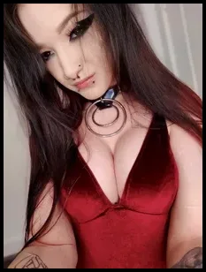 Elara Free💋 (@itselara_free)