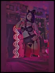 Cosplay kitten (@cyberkitten21)