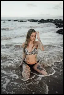 ⭐InkedAlyson⭐️ (@inkedalyson)