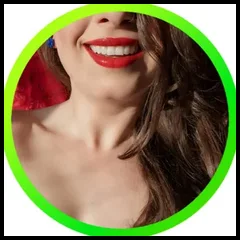 Bea 🎮 taboo bdsm femdom mature big ass (@beatrizdellarosa)