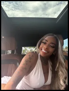 Tinkle Starr (@pussyfairy1s)