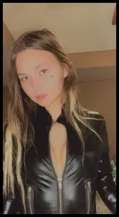 Ukrainian Baddie (@maurasimpson20)