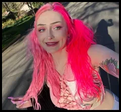 ♡angel♡ (@pinkangelgirly)