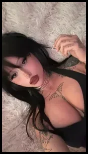 Bri (@brizombie)
