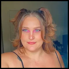 Noel (@babbyynoel)