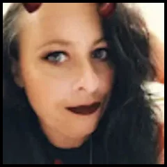Elaina Hawkins (@u415201940)