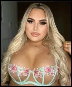 Ally Love (@allylovets)