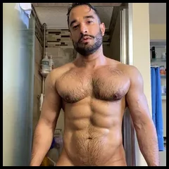 Raj (@iamrajxxx)