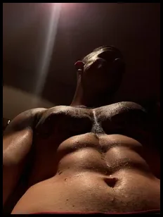 Troy ❤️‍🔥 (@daddyytroy)