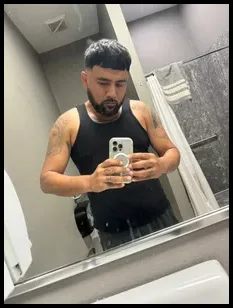 Víctor Flores (@victor.flores.martinez)