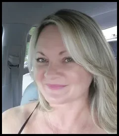 ♠TARA♠ (@hotwifetara)