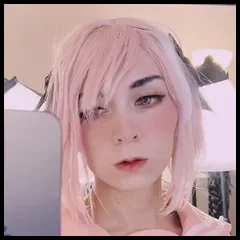 RikaRaeFox7 (@rrfoxfree)
