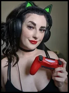 KINKY GAMER Raven (@raven.noir)