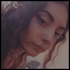 Ghostly (@fifi_the_ghost)