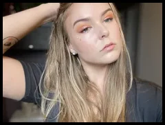 🇨🇦 Nova Lynn 💋 (@nipslipnovalynn)