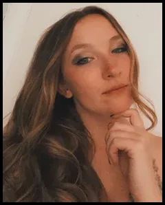 Aphrodite (@goddesswithlove)