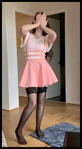 Submissive Shy Goth (@submissiveshygoth)