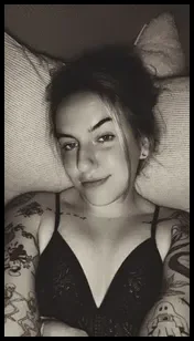 B.👼🏼 (@bombshellbethany)