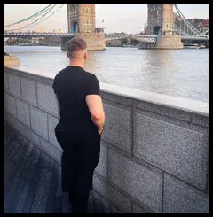 JAY 🇬🇧🍑👅 (@bubblebuttlad)