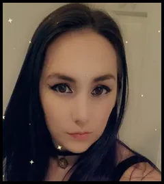 Tia (@tia_valentine)