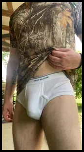 RB (@tw0tt3rxxx)